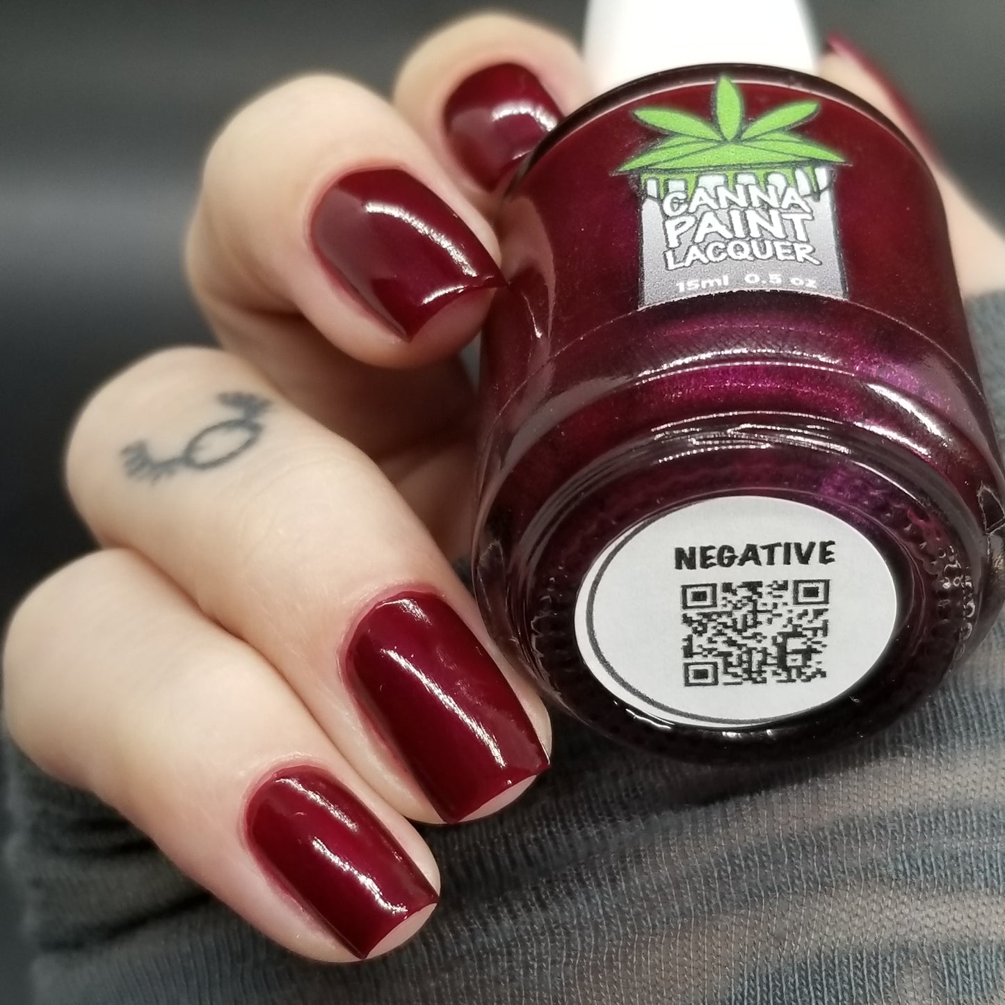 Negative Nail Lacquer